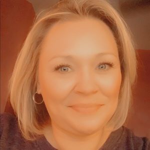 Meet your Posher, Christin